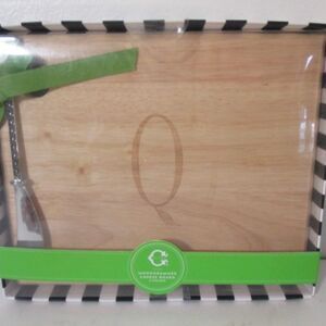 C.Wonder Monogram Cheese Plate